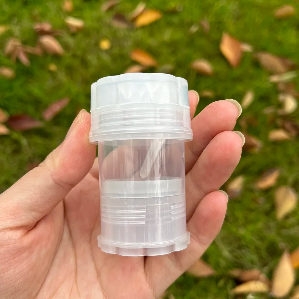 2 in 1 Multifunction Plastic Spice Mill with Storage Smoking Pepper Grinder Home Supplies Cigarette Accessories