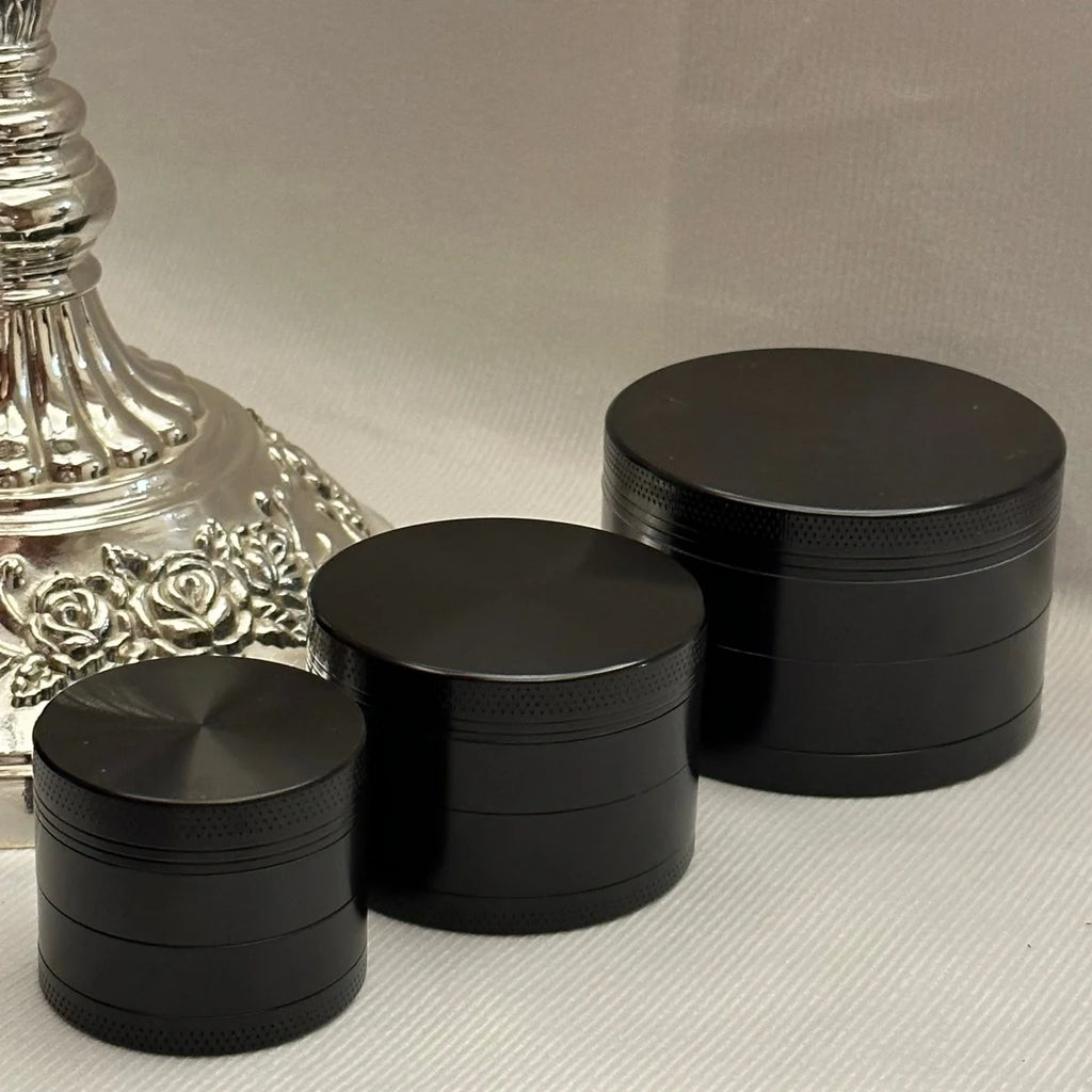1.4/1.8/2.4inch Black Laser 4-Layers Herb Grinder Zinc Alloy Crusher Manual Raw Cutter Metal Grinder Grass Smoking Tool Gift