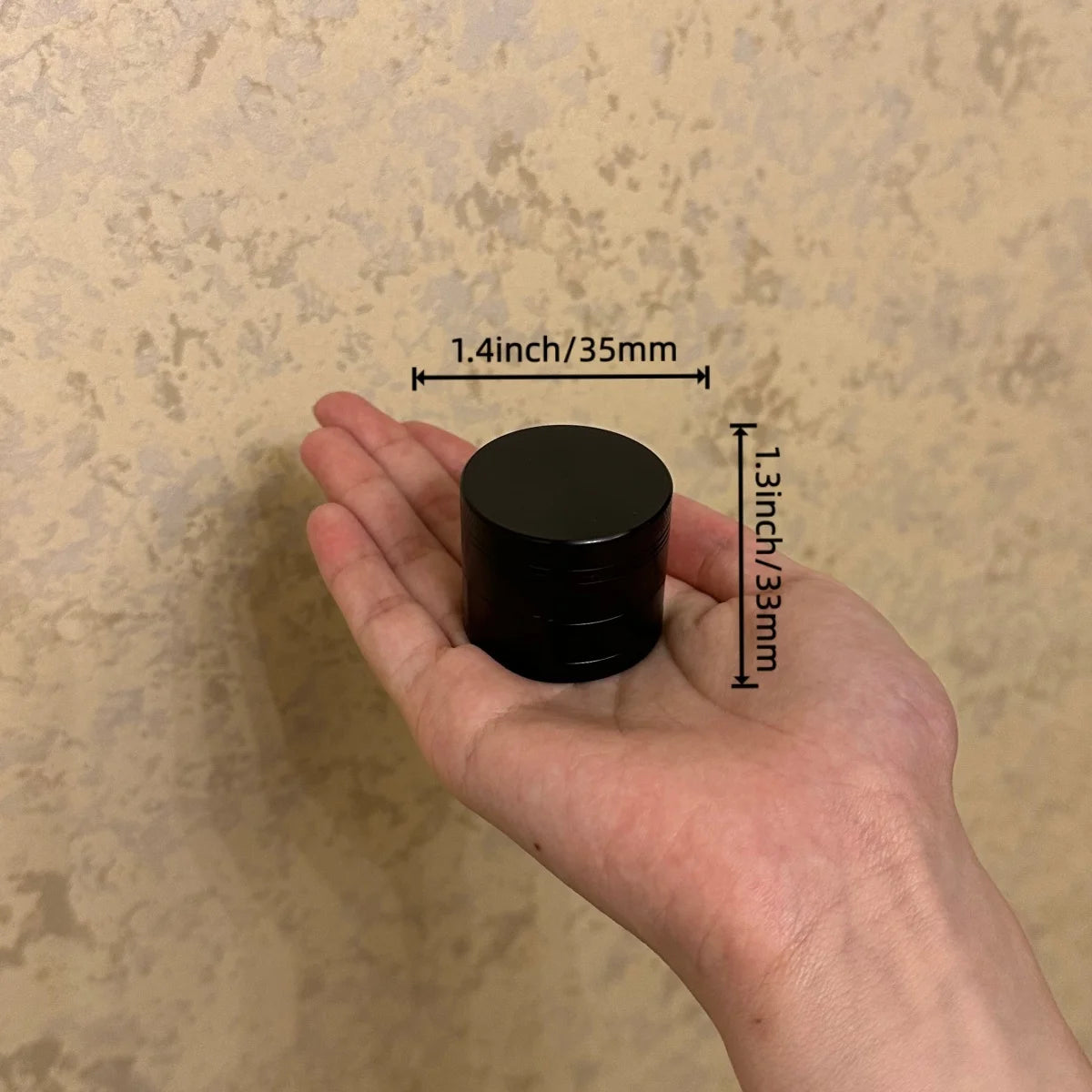 1.4/1.8/2.4inch Black Laser 4-Layers Herb Grinder Zinc Alloy Crusher Manual Raw Cutter Metal Grinder Grass Smoking Tool Gift