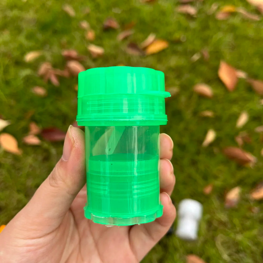 2 in 1 Multifunction Plastic Spice Mill with Storage Smoking Pepper Grinder Home Supplies Cigarette Accessories